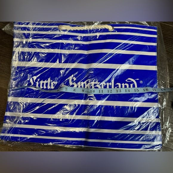 Brand new Little Switzerland Tote Bag. - Picture 4 of 5